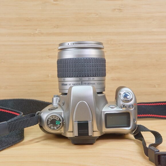 Nikon F55 Film SLR 35mm Film Camera, with AF Nikkor 28-80mm f3.3-5.6G Lens - Picture 5 of 9